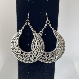 Premier Designs Crescent Earrings